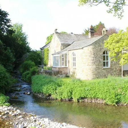 Casa de Férias Plush Holiday In Crosby Lake District With Garden